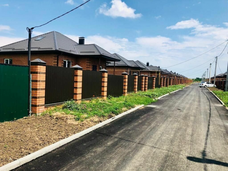 Дом, 85.00 м², на участке 5 сот. фото 2